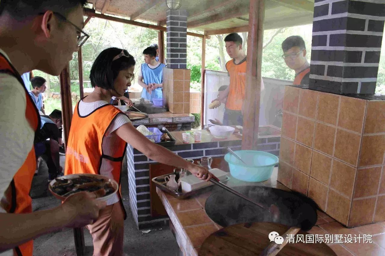 陽光、美食、歡笑，一個都不能少--清風(fēng)國際別墅設(shè)計院優(yōu)秀團隊拓展之旅